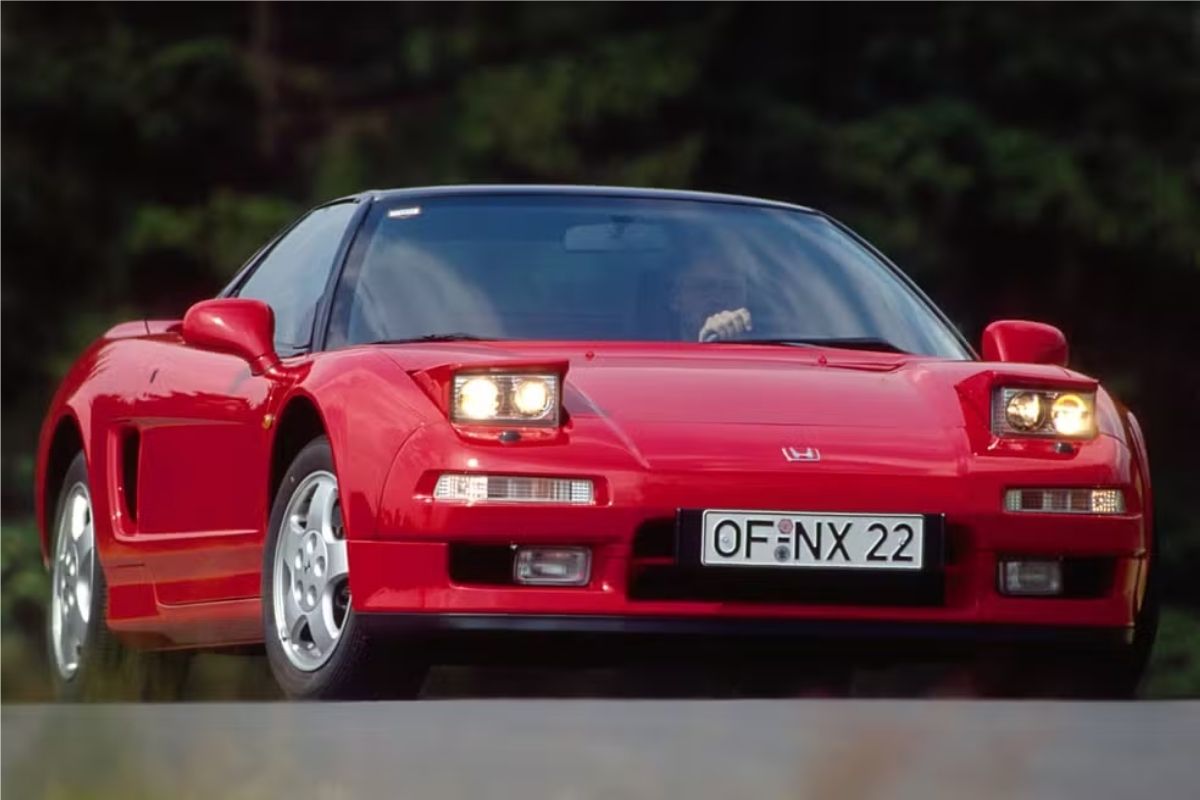 Honda NSX ligado a Ayrton Senna