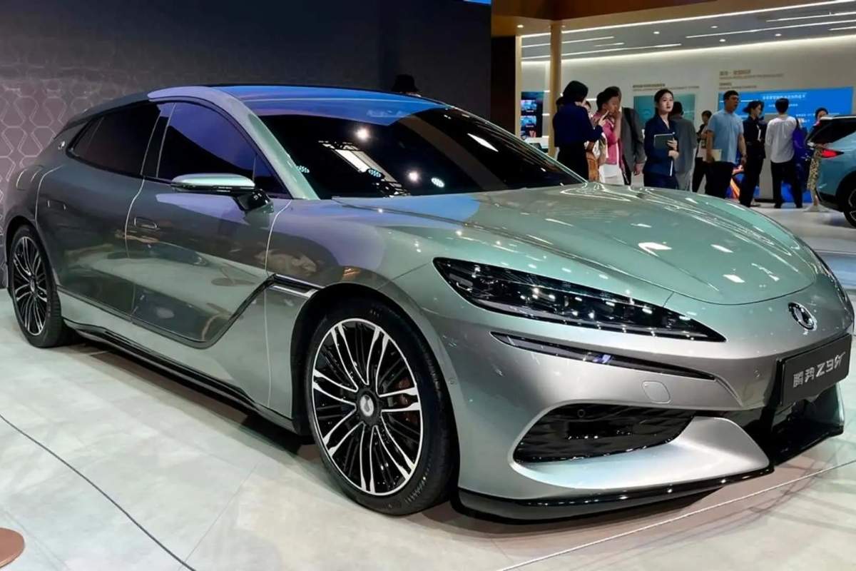 Denza Z9 GT
