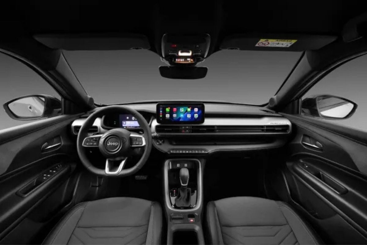 Jeep Avenger Longitude - Foto: divulgação